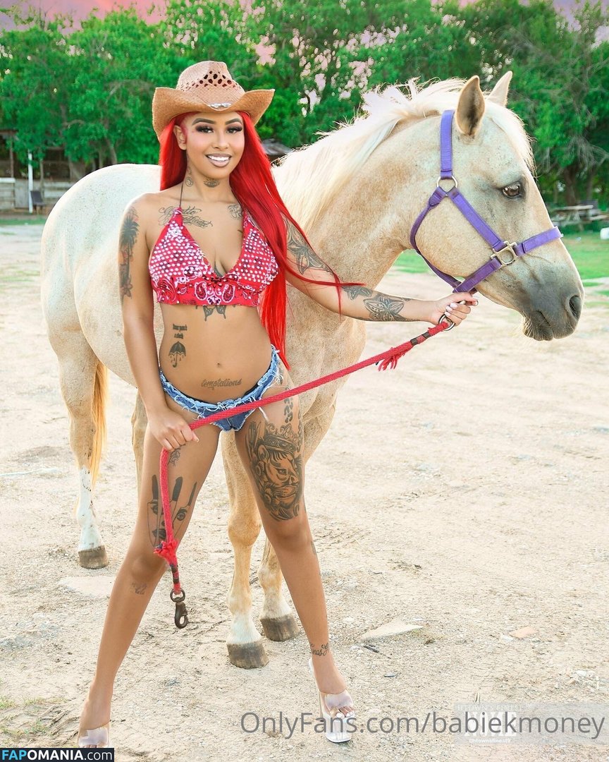 babiekmoney / prettyvae1_ Nu OnlyFans  Photo fuitée #29