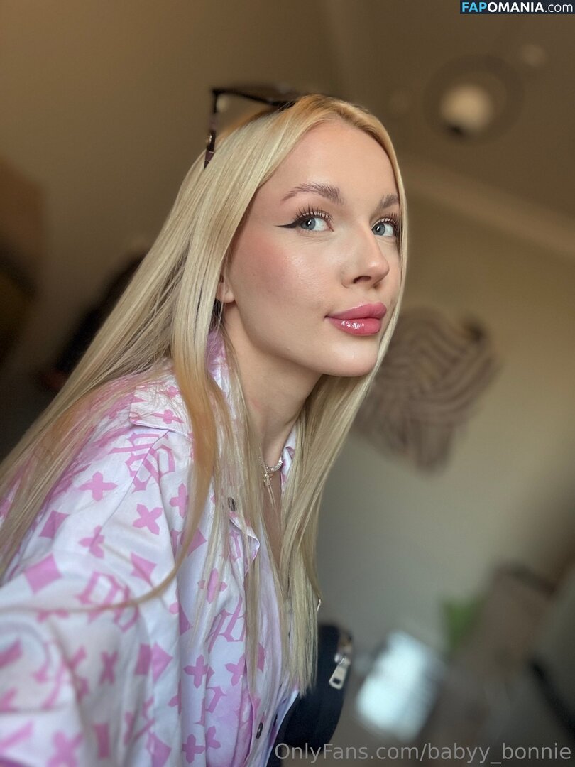 baaby.bon / baby_bonn Nu OnlyFans  Photo fuitée #3