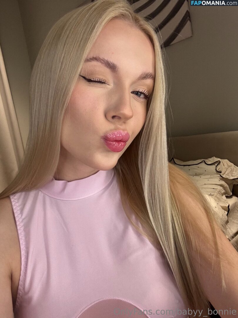 baaby.bon / baby_bonn Nu OnlyFans  Photo fuitée #4
