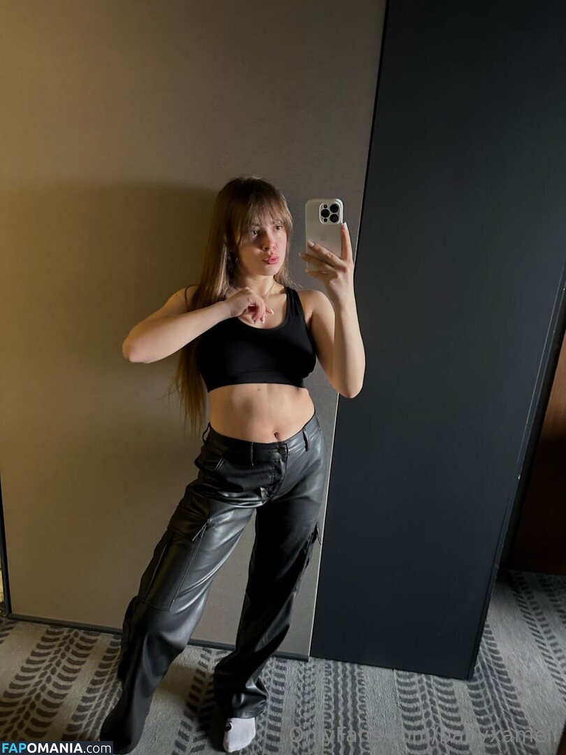 babyxameli Nu OnlyFans  Photo fuitée #13