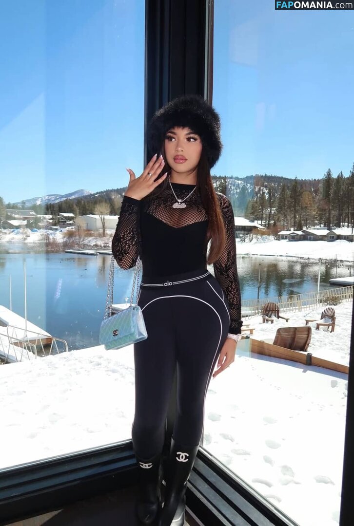 babycali / babyycalle / notbabycalle Nu OnlyFans  Photo fuitée #2