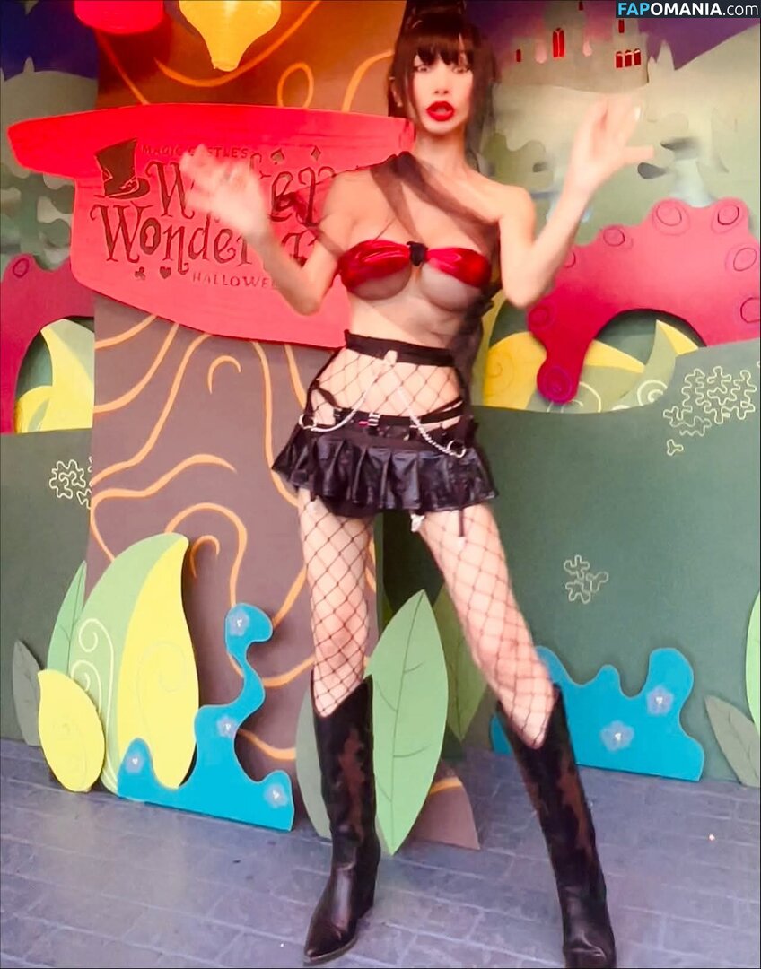 Bai Ling / iambailing Nu OnlyFans  Photo fuitée #649