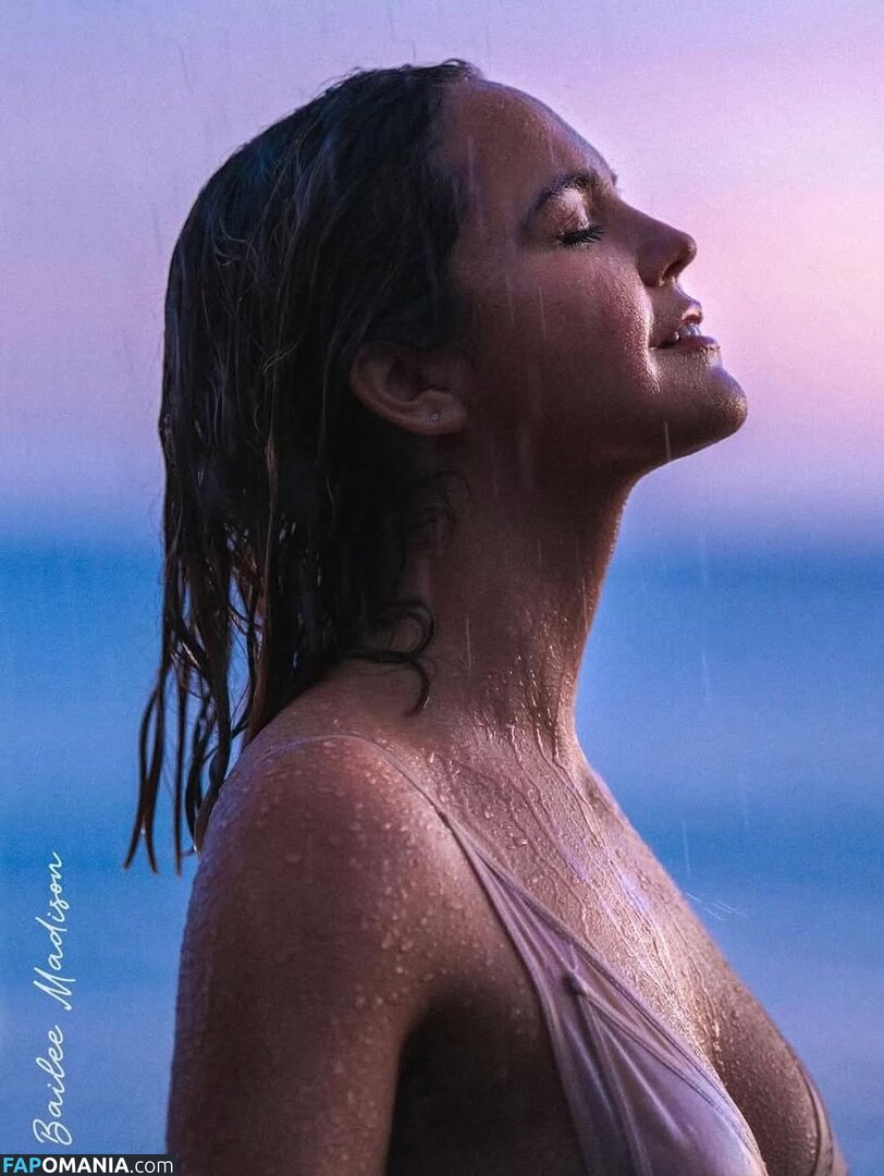 Bailee Madison / baileemadison / bailey_madis0n Nu OnlyFans  Photo fuitée #9