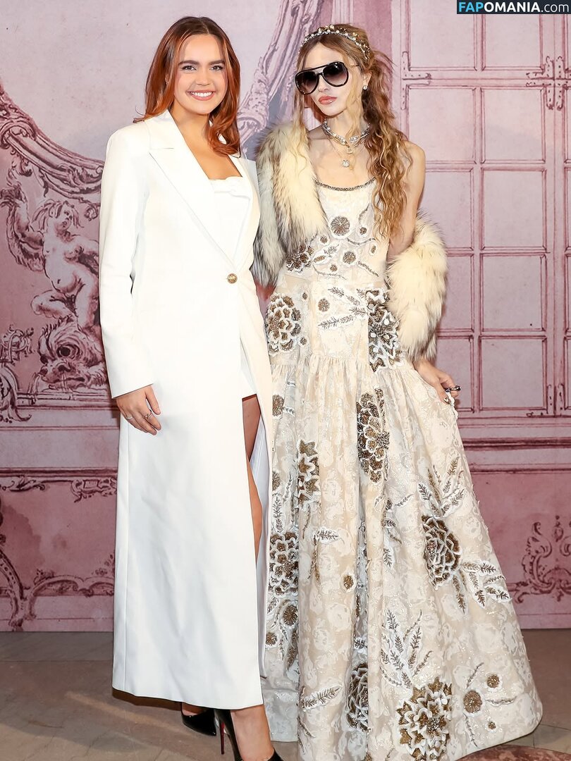 Bailee Madison / baileemadison / bailey_madis0n Nu OnlyFans  Photo fuitée #11