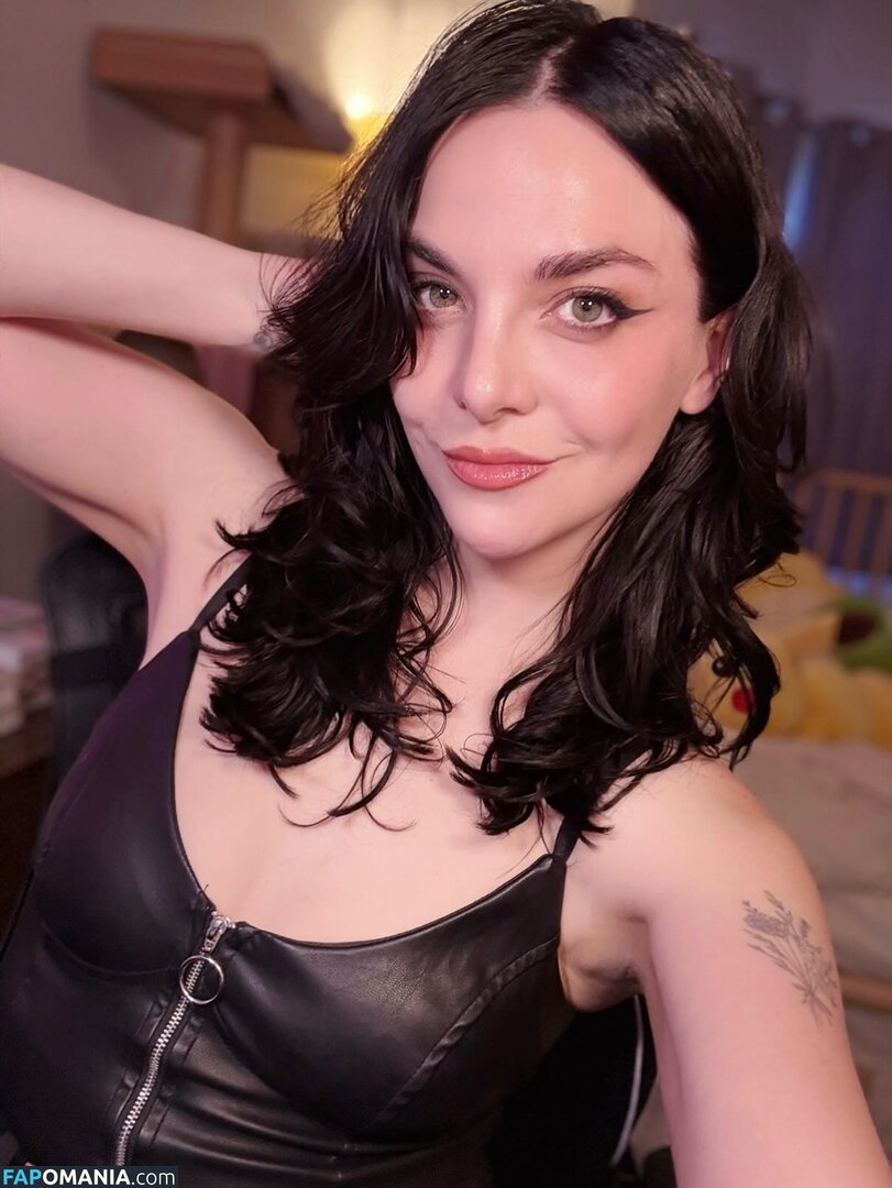 Bailey Meyers / bailienvspredator Nu OnlyFans  Photo fuitée #3