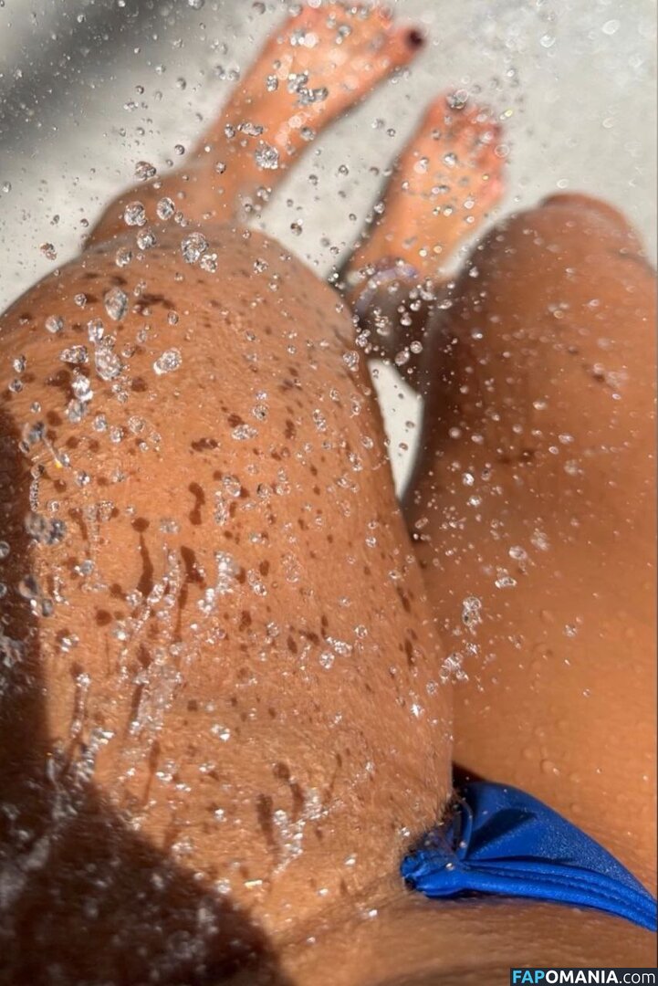 Bakhar Nabieva / bakhar / bakharnabieva / Бахар Набиева Nu OnlyFans  Photo fuitée #7
