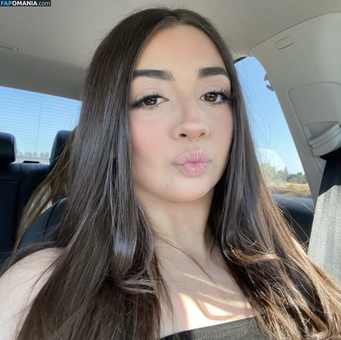 Bellah / _band.foglo Nu OnlyFans  Photo fuitée #2