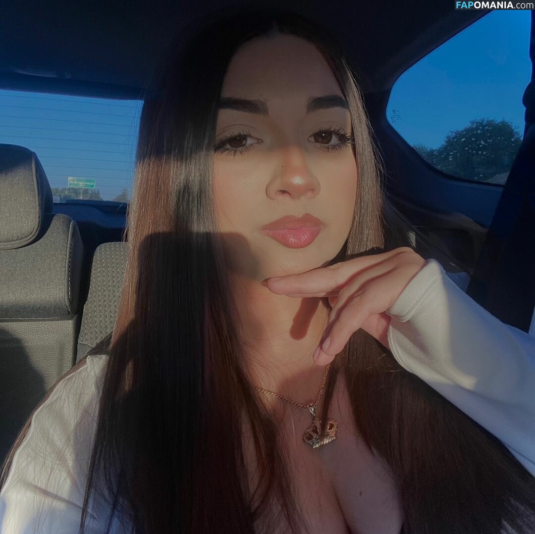 Bellah / _band.foglo Nu OnlyFans  Photo fuitée #4