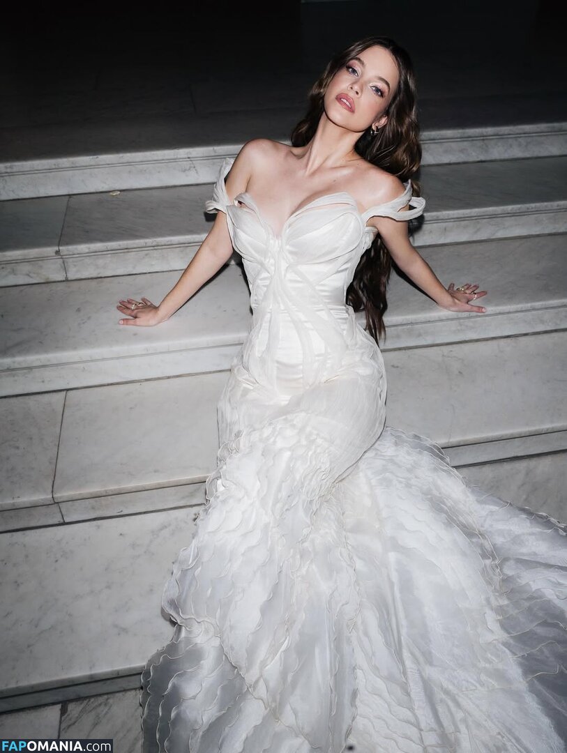 Barbara Palvin / realbarbarapalvin Nu OnlyFans  Photo fuitée #853