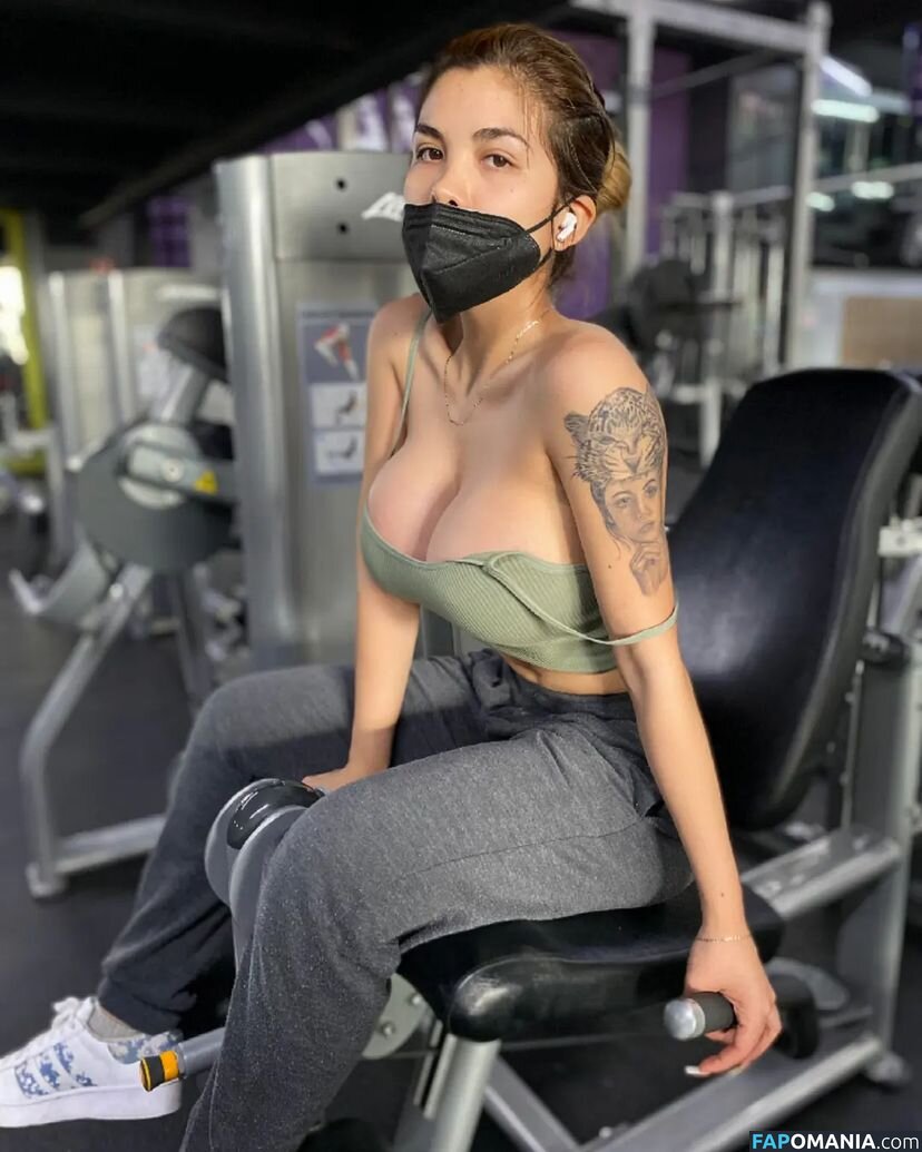 Barbara Salas / barb.slas / barbcordova_ Nu OnlyFans  Photo fuitée #6