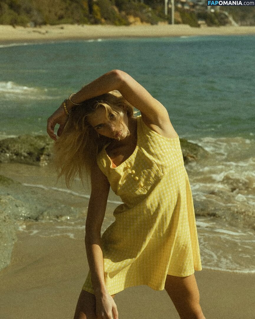 Becca Means / bbnoboobs / beccameans Nu OnlyFans  Photo fuitée #130