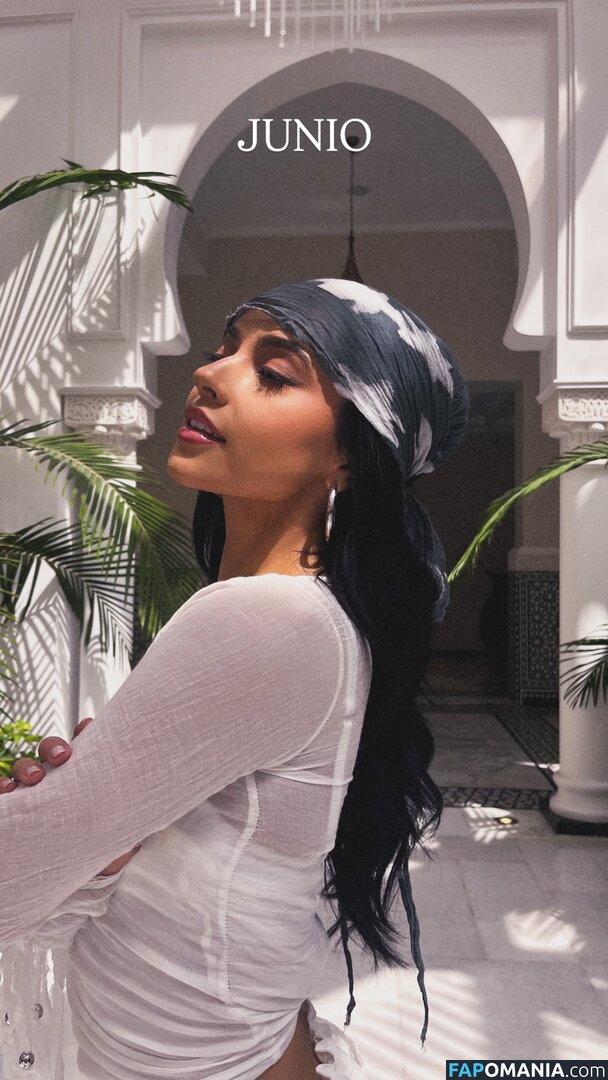 Becky G / iambeckyg / therealbeckyg Nu OnlyFans  Photo fuitée #1031