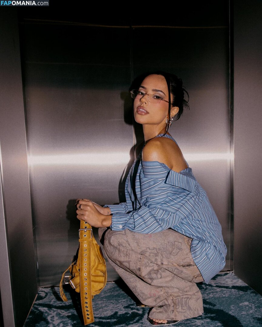 Becky G / iambeckyg / therealbeckyg Nu OnlyFans  Photo fuitée #1041