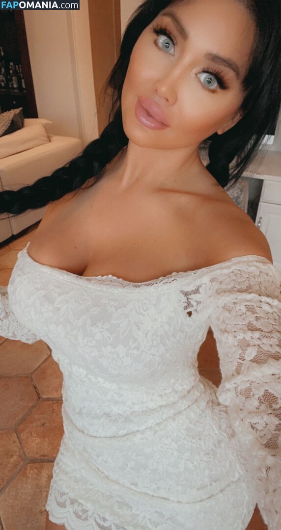 Becky Hudson / beckyhudson / beckyhudson_official Nu OnlyFans  Photo fuitée #1