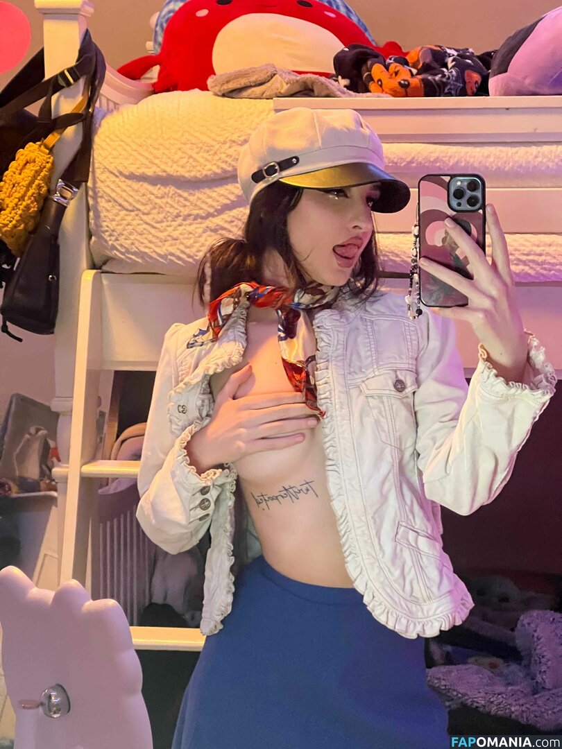 Beebee ASMR / beebeeasmr / beebeeasmr18 / beebeevip Nu OnlyFans  Photo fuitée #359