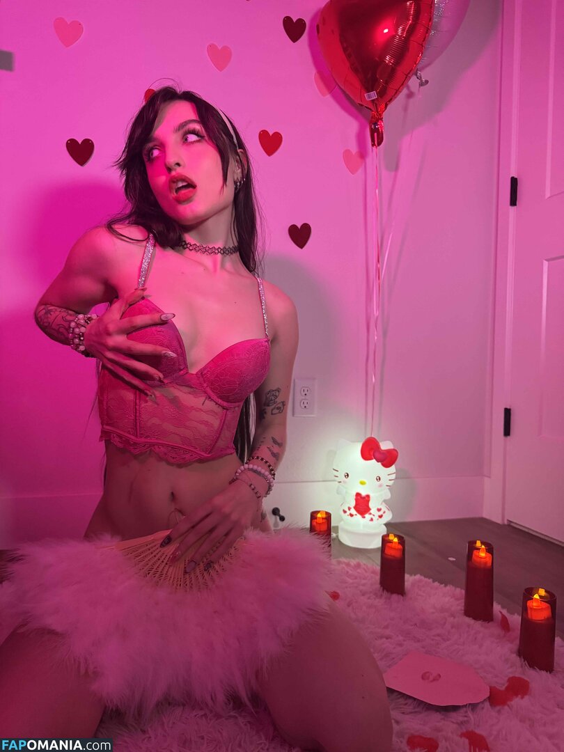 Beebee ASMR / beebeeasmr / beebeeasmr18 / beebeevip Nu OnlyFans  Photo fuitée #437