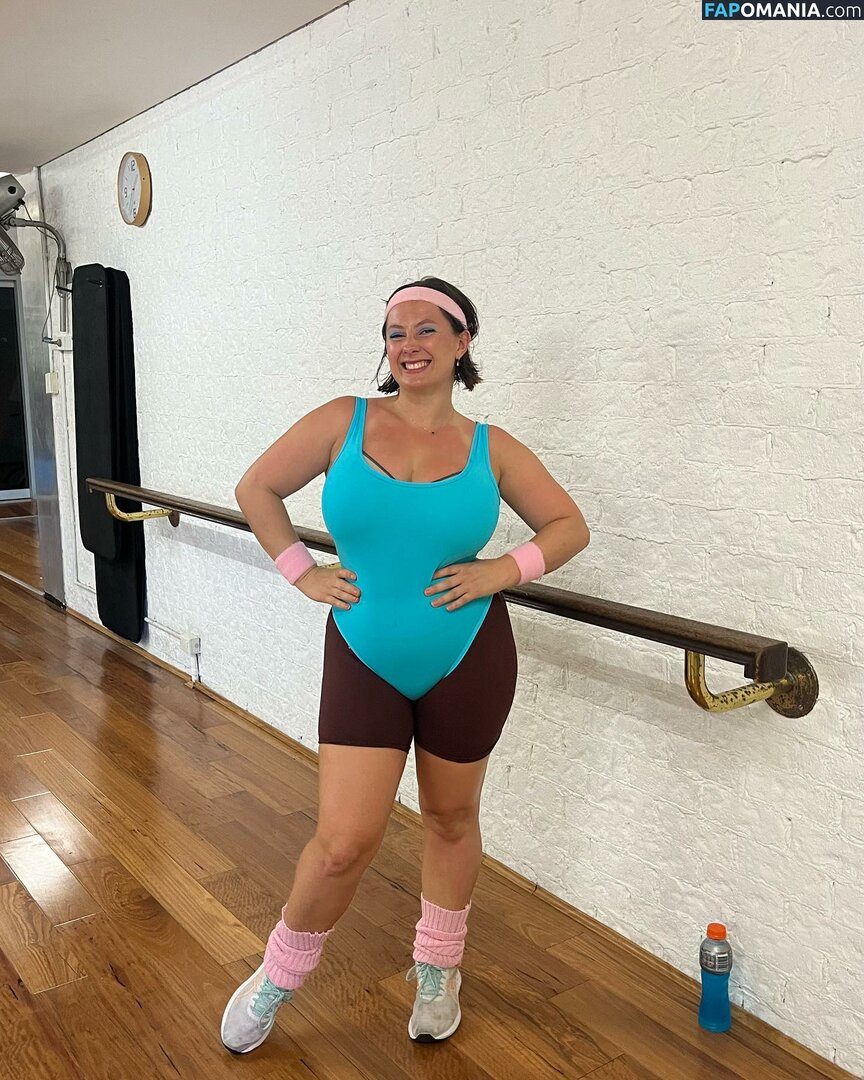 Bel Larcombe / Slice_of_salami_ / Bel Larcombe slice_of_salami_ / bel_larcombe_ Nu OnlyFans  Photo fuitée #104