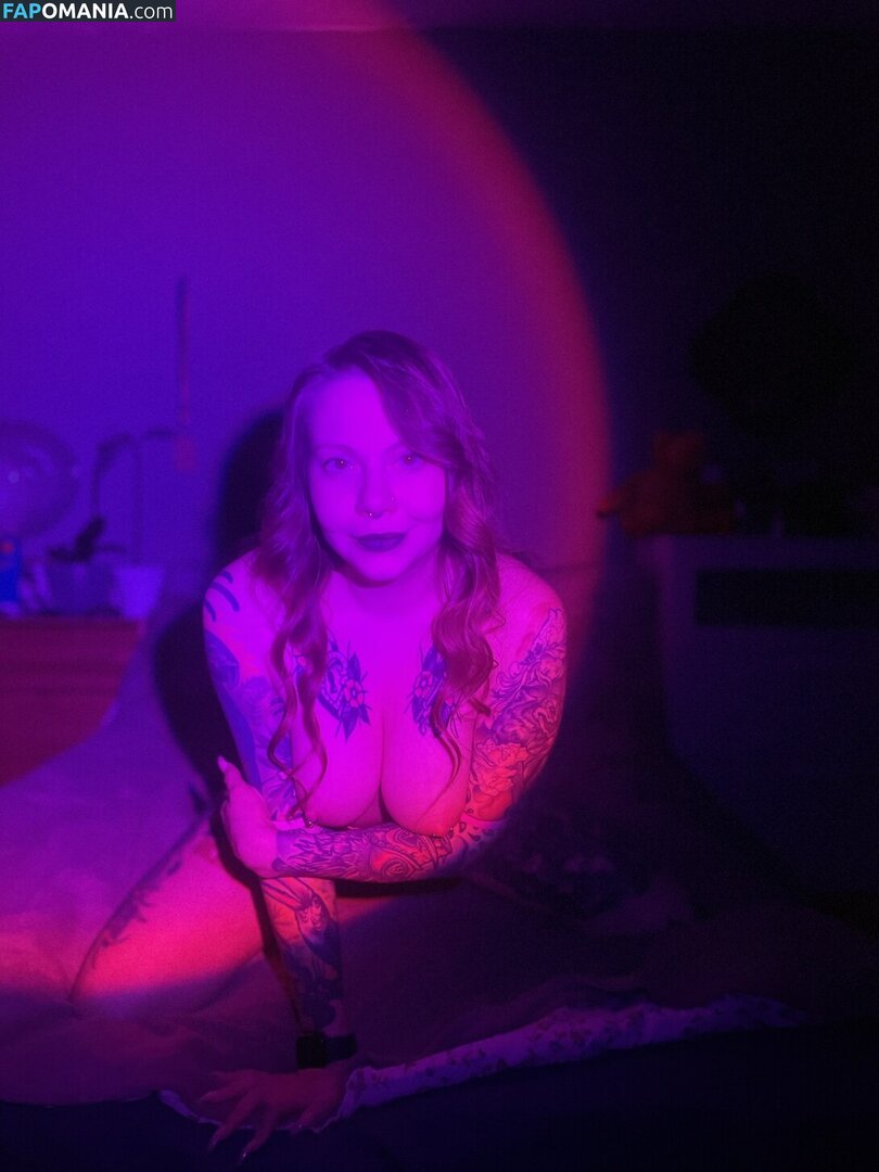 belaya_devushka / зато красивая Nu OnlyFans  Photo fuitée #2