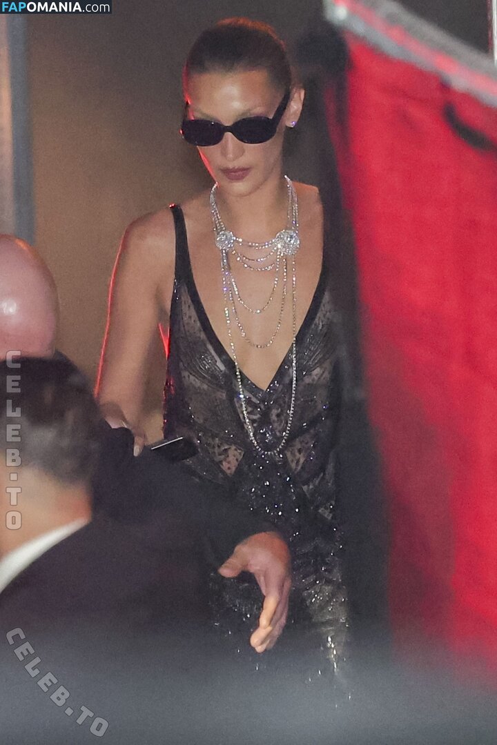 Bella Hadid / OfficialBellaHadid / bellahadid Nu OnlyFans  Photo fuitée #862