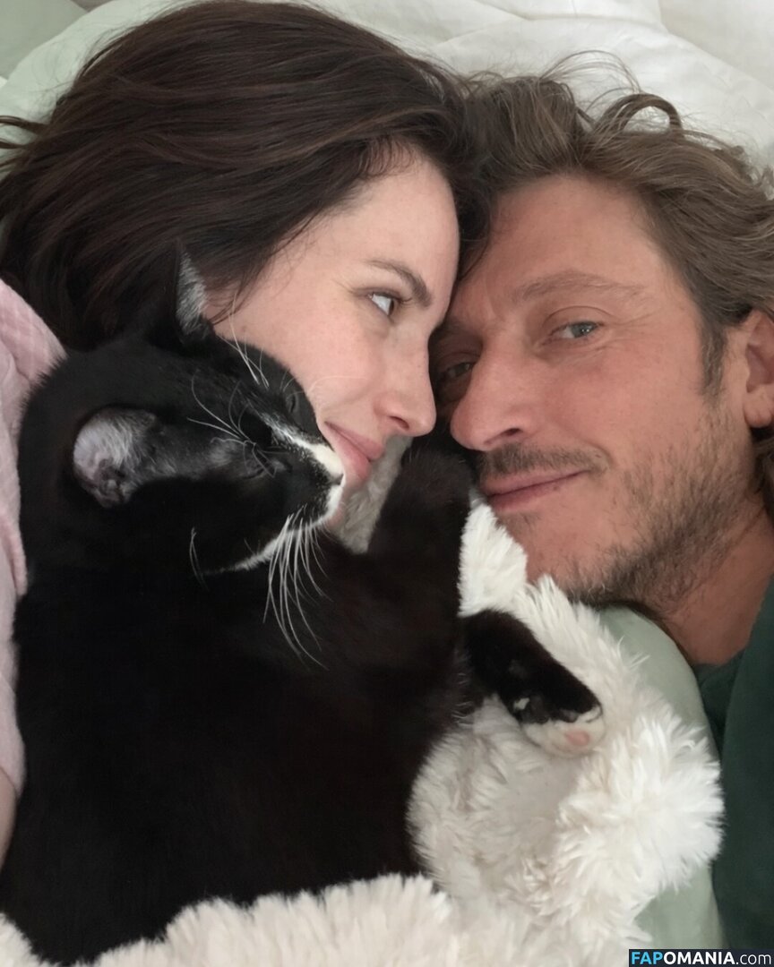 Bella Thorne / bellathorne Nu OnlyFans  Photo fuitée #3