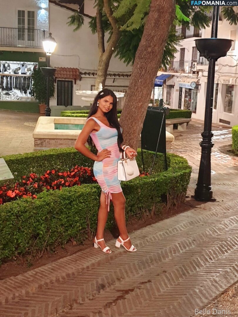 bellapussy25 Nu OnlyFans  Photo fuitée #29