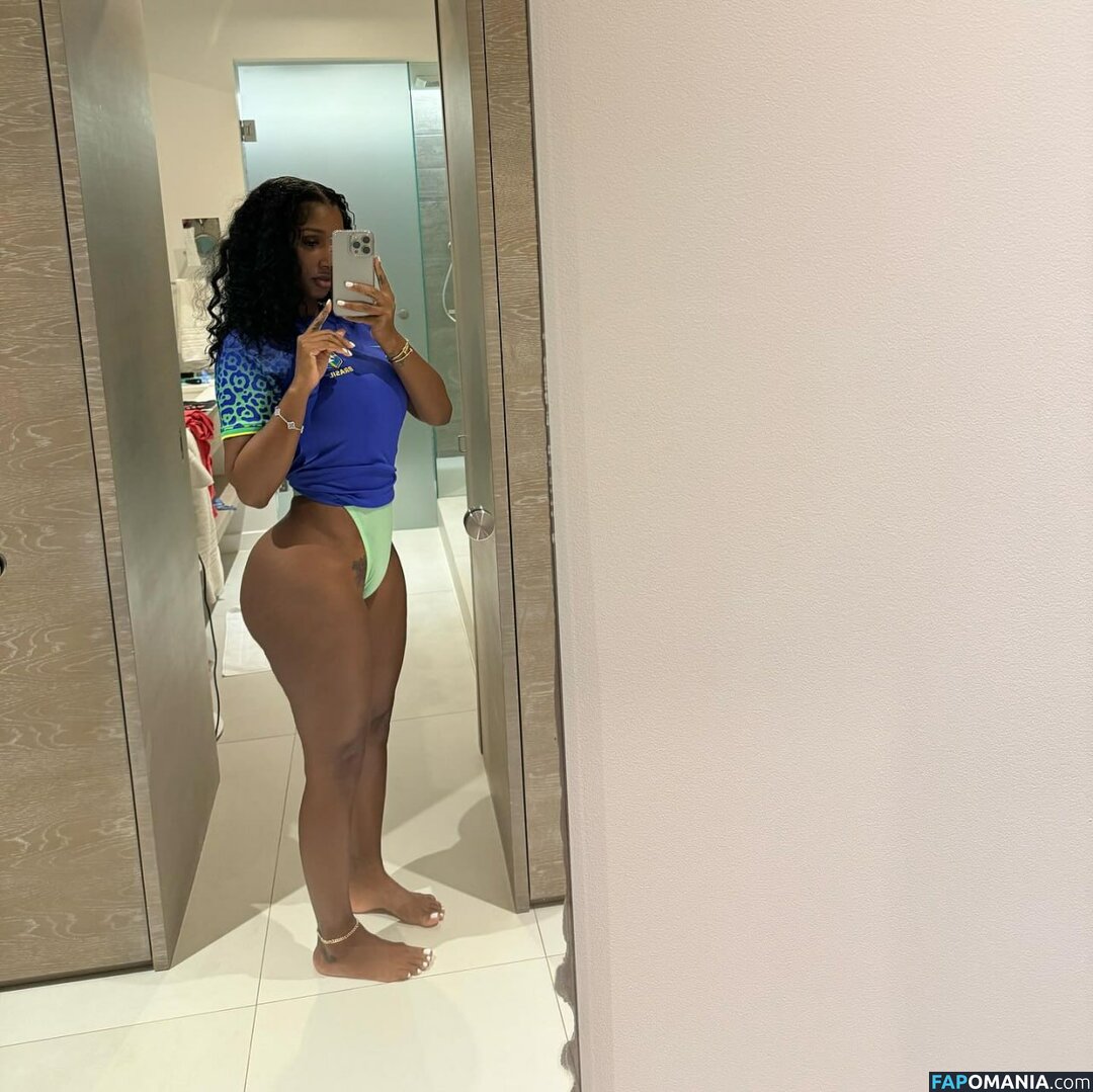 Bernice Burgos / berniceburgos / realberniceburgos Nu OnlyFans  Photo fuitée #96