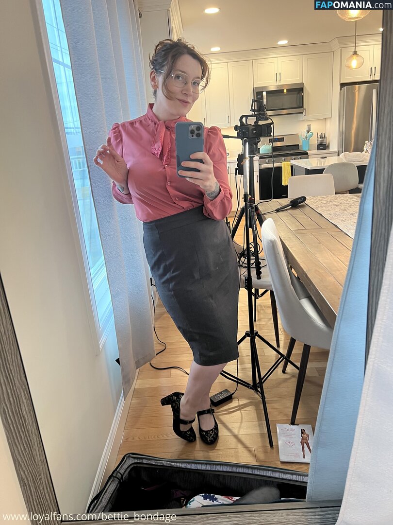 Bettie Bondage / __bettiebee / bettie_bondage Nu OnlyFans  Photo fuitée #438