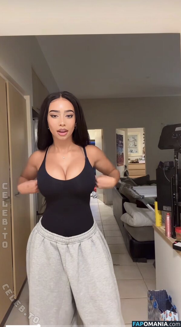 Bianca Alexandra / bianca.alexandrraa / itaintbee Nu OnlyFans  Photo fuitée #4