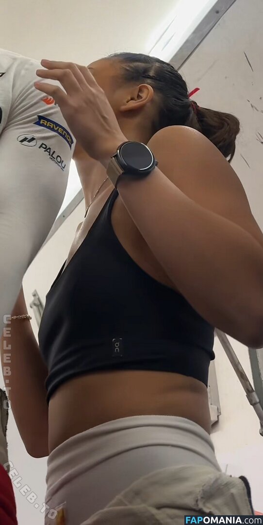Bianca Bustamante / https: / racerbia Nu OnlyFans  Photo fuitée #18