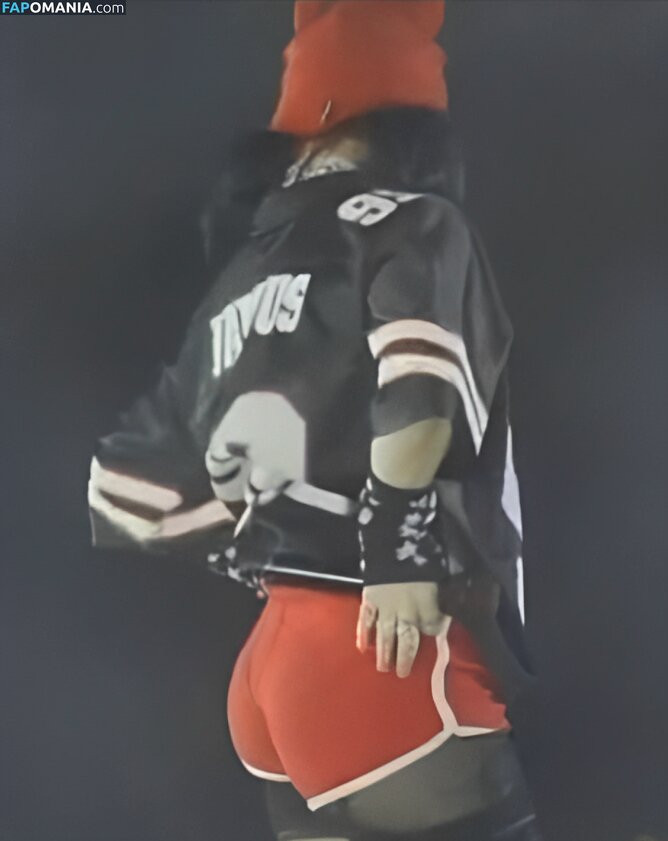 Billie Eilish / Fake / billeeilish / billieeilish Nu OnlyFans  Photo fuitée #271