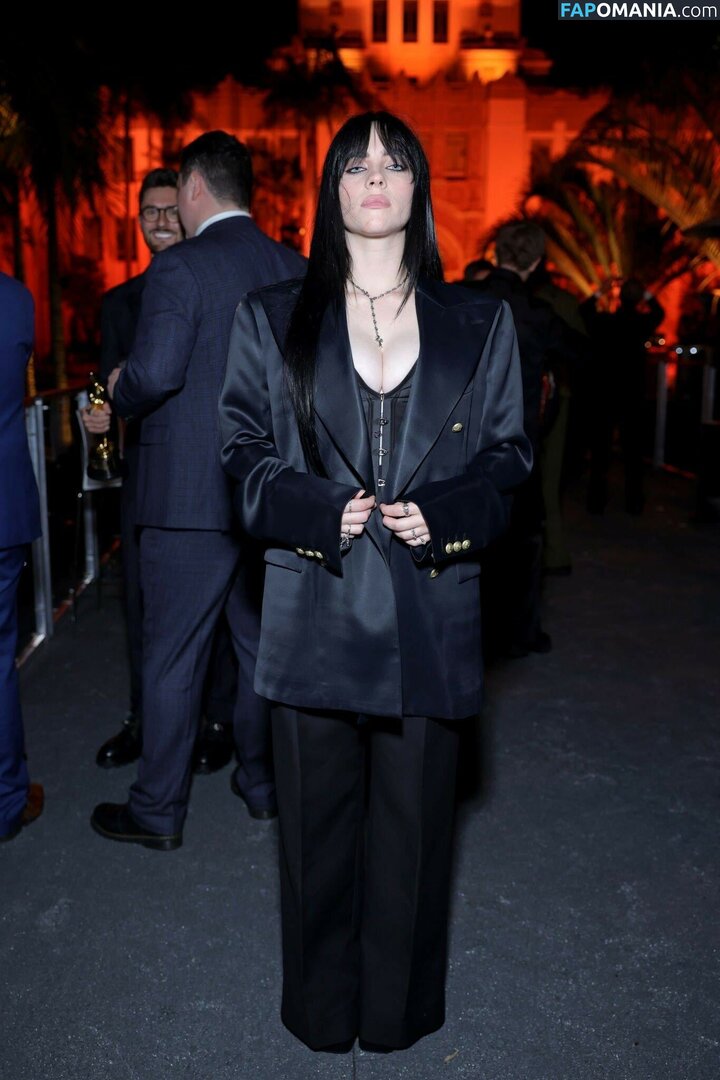 Billie Eilish / Fake / billeeilish / billieeilish Nu OnlyFans  Photo fuitée #342