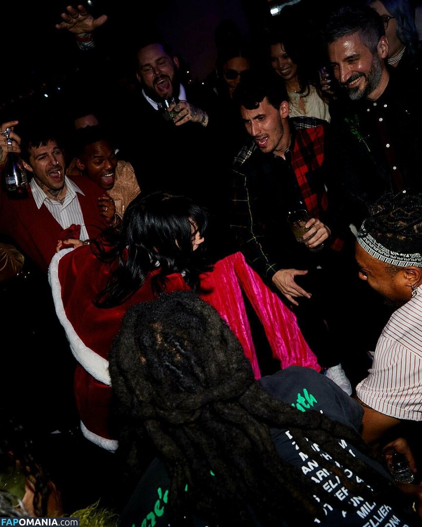 Billie Eilish / Fake / billeeilish / billieeilish Nu OnlyFans  Photo fuitée #636