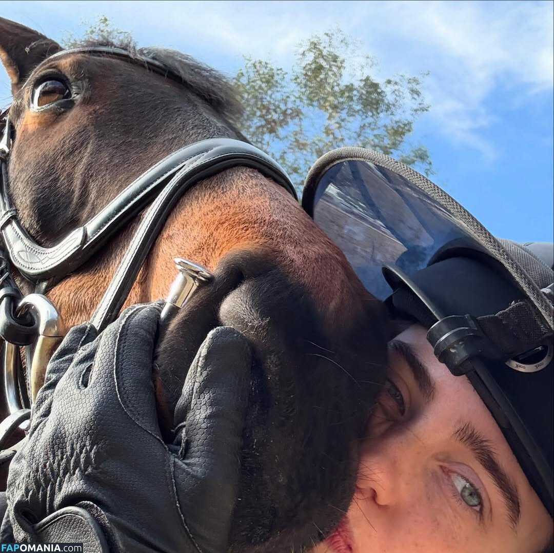 Billie Eilish / Fake / billeeilish / billieeilish Nu OnlyFans  Photo fuitée #2232