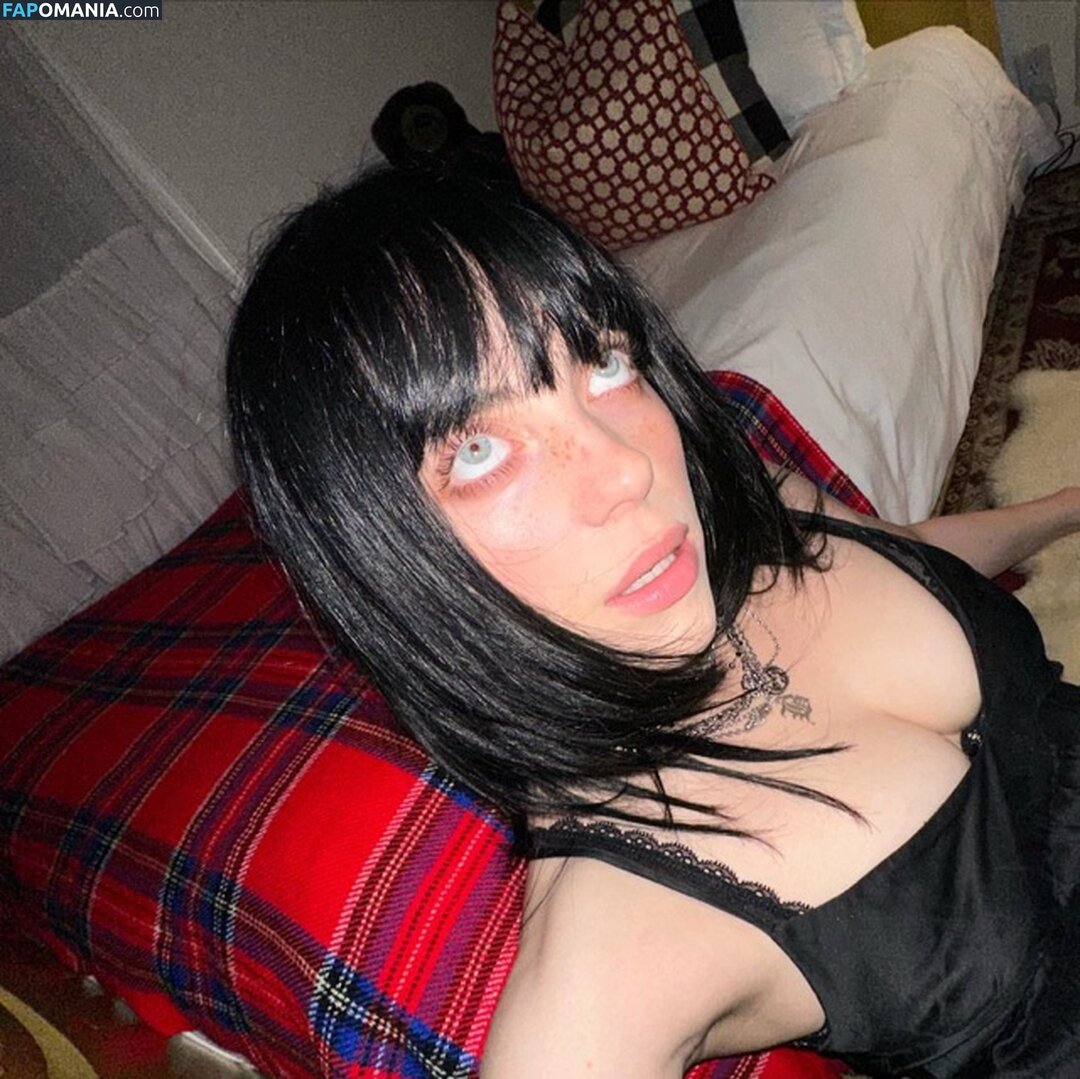 Billie Eilish / Fake / billeeilish / billieeilish Nu OnlyFans  Photo fuitée #2251