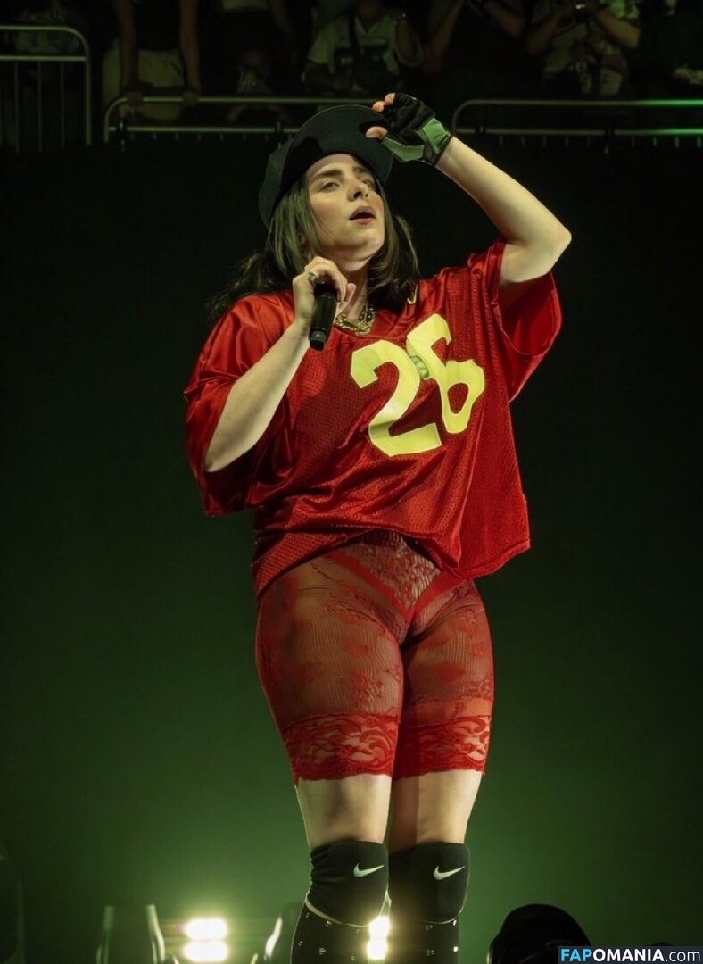 Billie Eilish / Fake / billeeilish / billieeilish Nu OnlyFans  Photo fuitée #2280