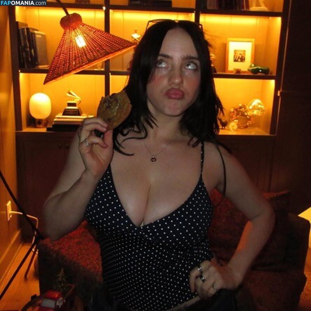Billie Eilish / Fake / billeeilish / billieeilish Nu OnlyFans  Photo fuitée #2290