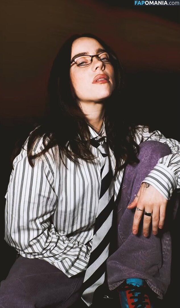 Billie Eilish / Fake / billeeilish / billieeilish Nu OnlyFans  Photo fuitée #2297