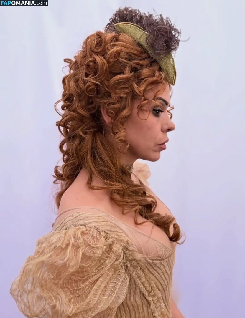Billie Piper / billiepiper Nu OnlyFans  Photo fuitée #276