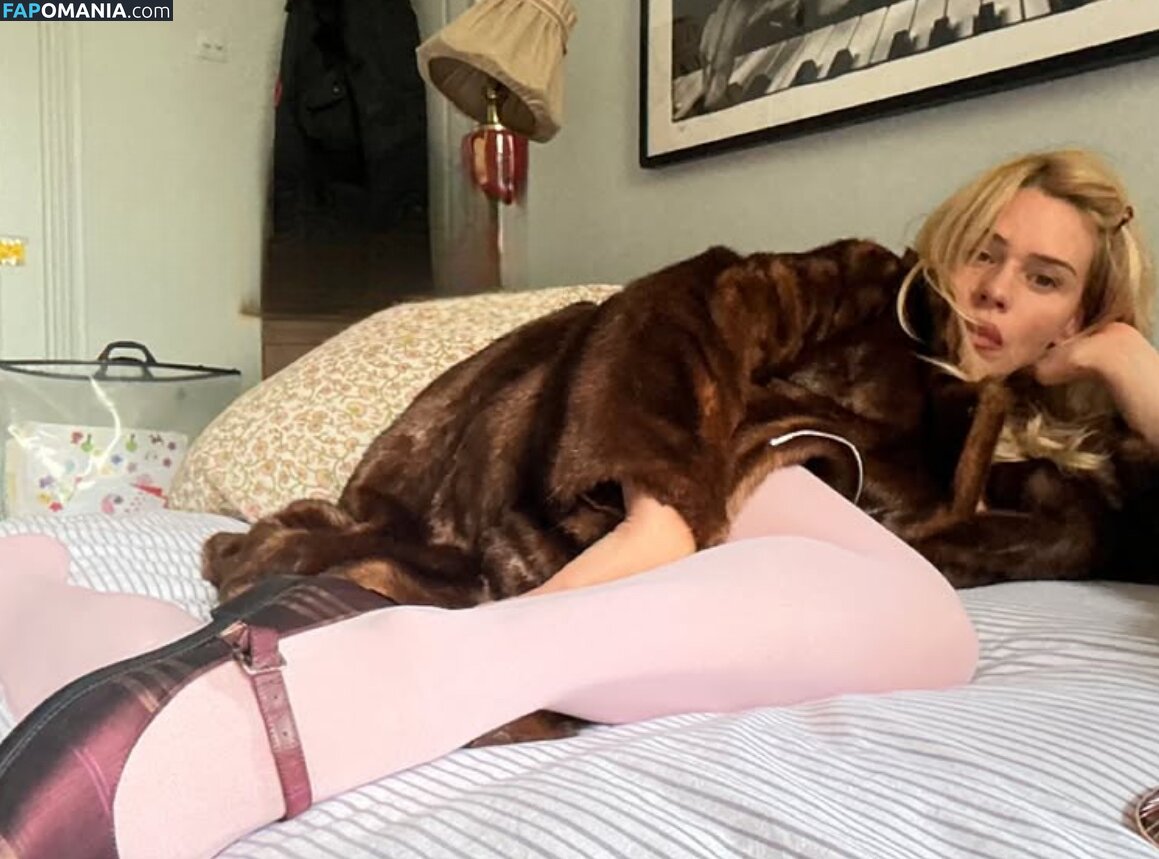 Billie Piper / billiepiper Nu OnlyFans  Photo fuitée #281