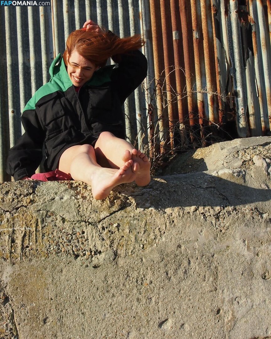 Billie Piper / billiepiper Nu OnlyFans  Photo fuitée #283