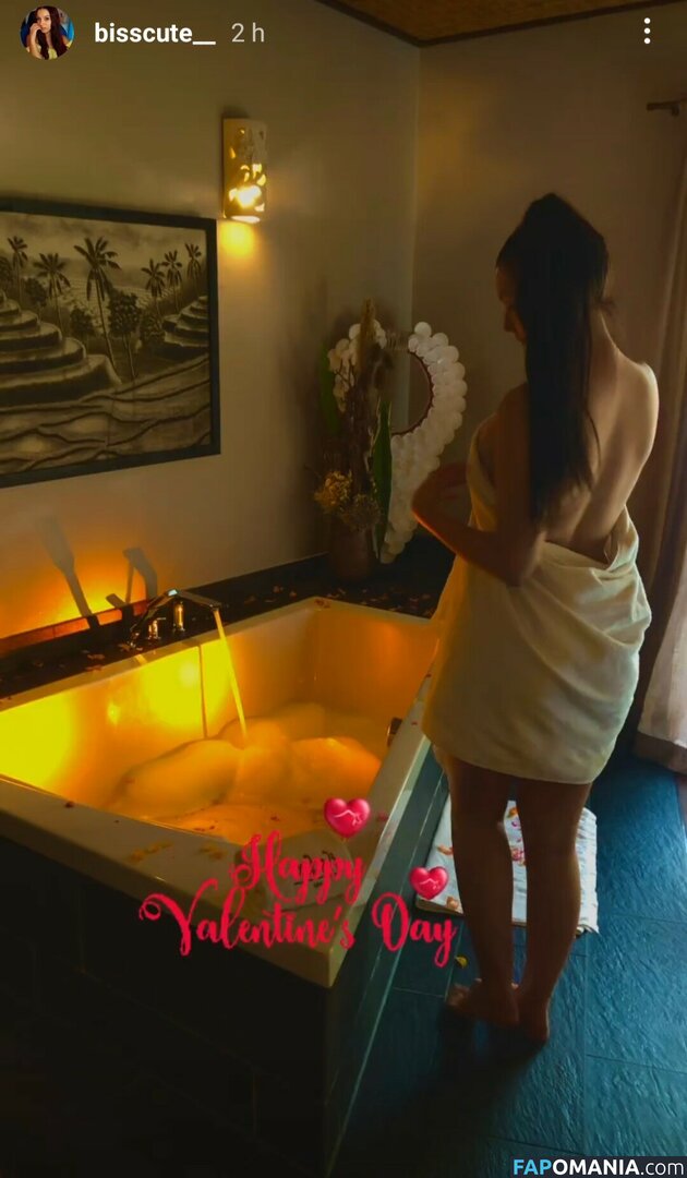 Bisscute / Bisscute_ / bisscute__ Nu OnlyFans  Photo fuitée #10