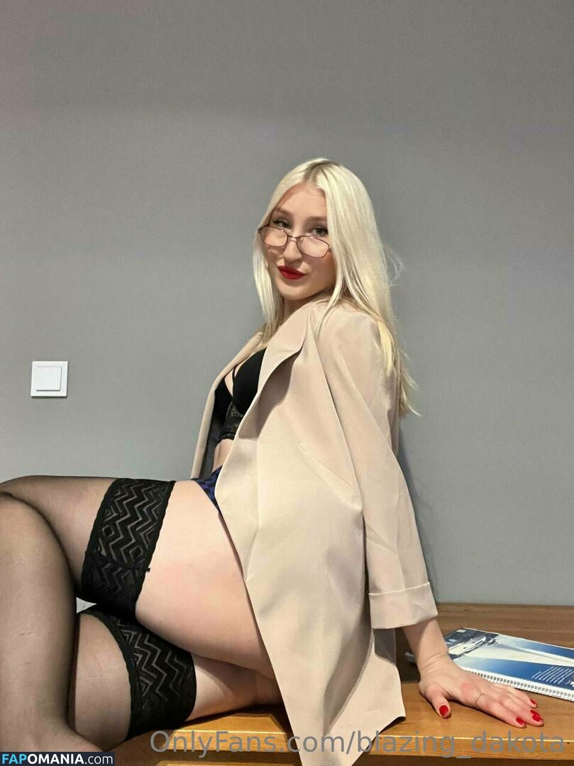 blazedakota / blazing_dakota Nu OnlyFans  Photo fuitée #16