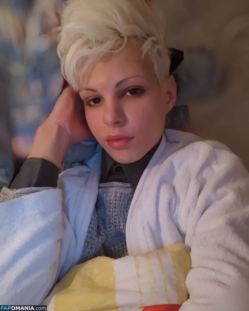 Blonditwink / blonditwink1 / femboytwink2 Nu OnlyFans  Photo fuitée #15