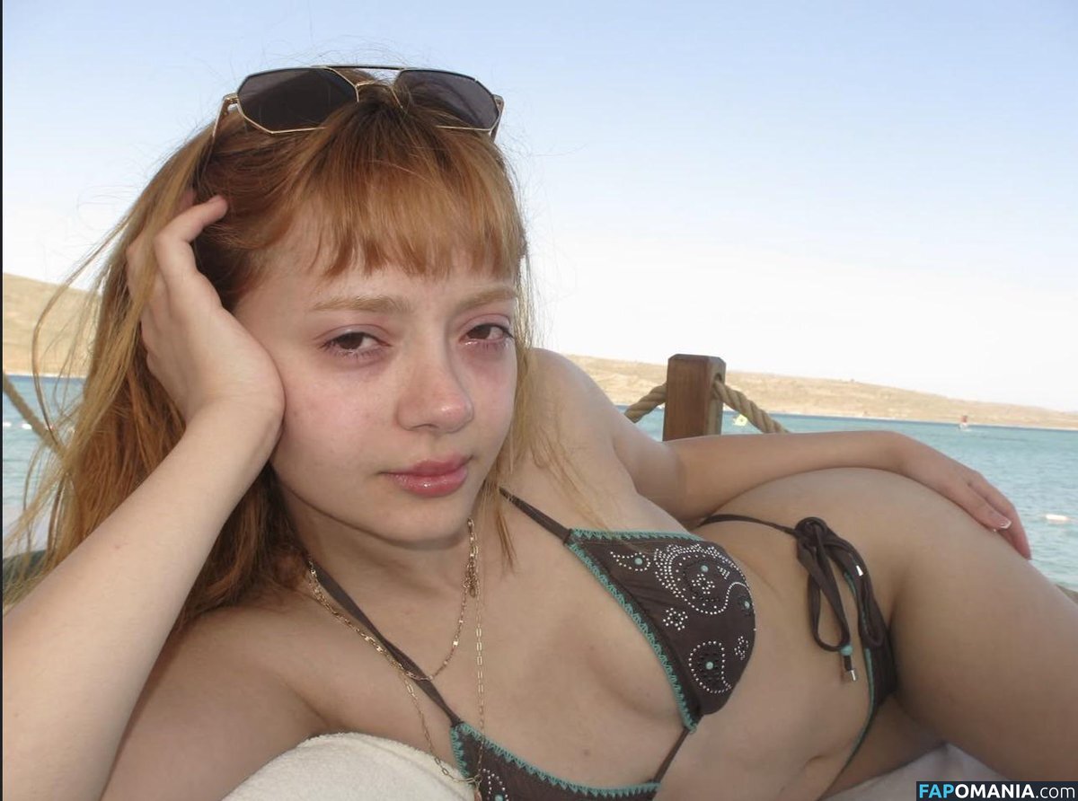 Büşra Zeynep Çetin Nu OnlyFans  Photo fuitée #9