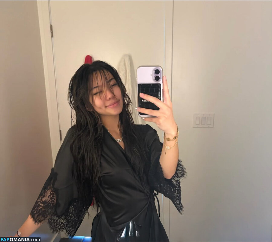  / all4kylani / bratkylani / brattykylani / brattylanii / kylani Nu OnlyFans  Photo fuitée #1