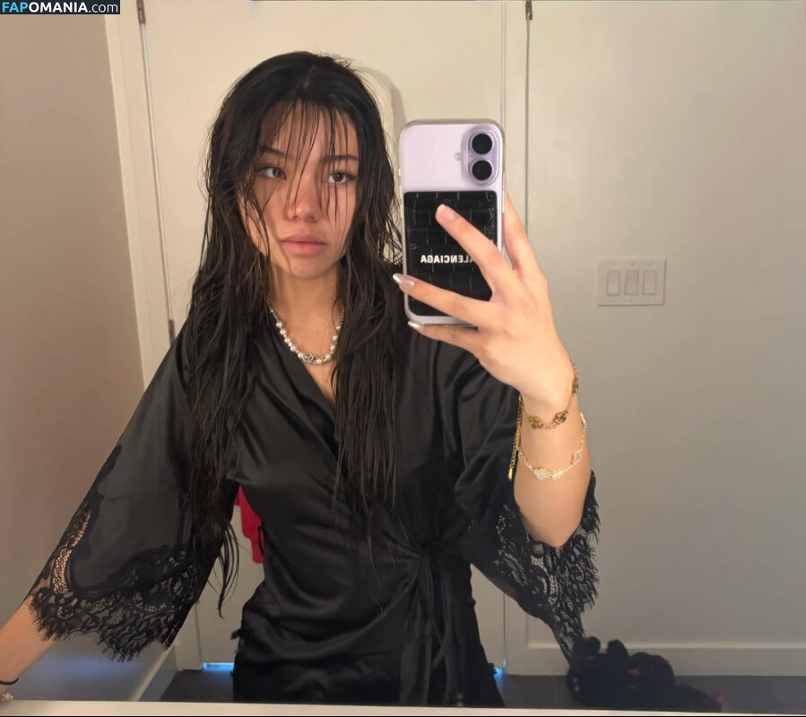  / all4kylani / bratkylani / brattykylani / brattylanii / kylani Nu OnlyFans  Photo fuitée #2