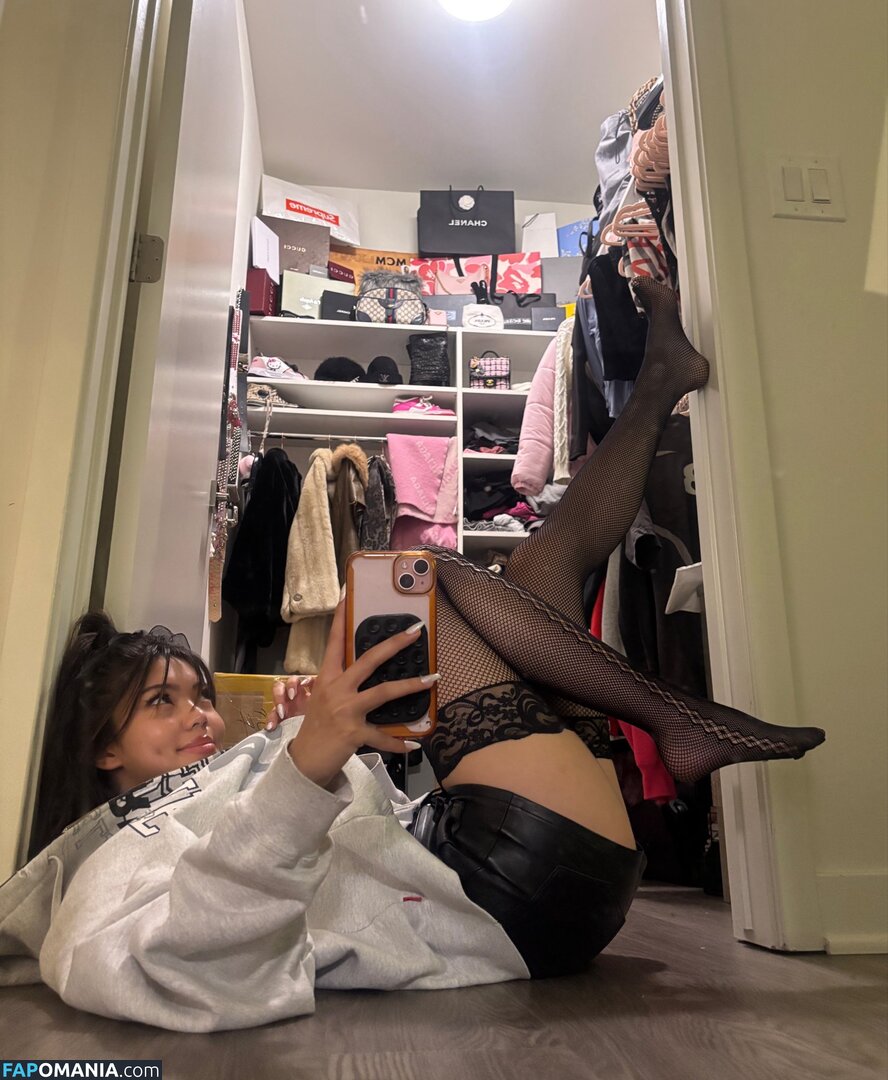  / all4kylani / bratkylani / brattykylani / brattylanii / kylani Nu OnlyFans  Photo fuitée #26