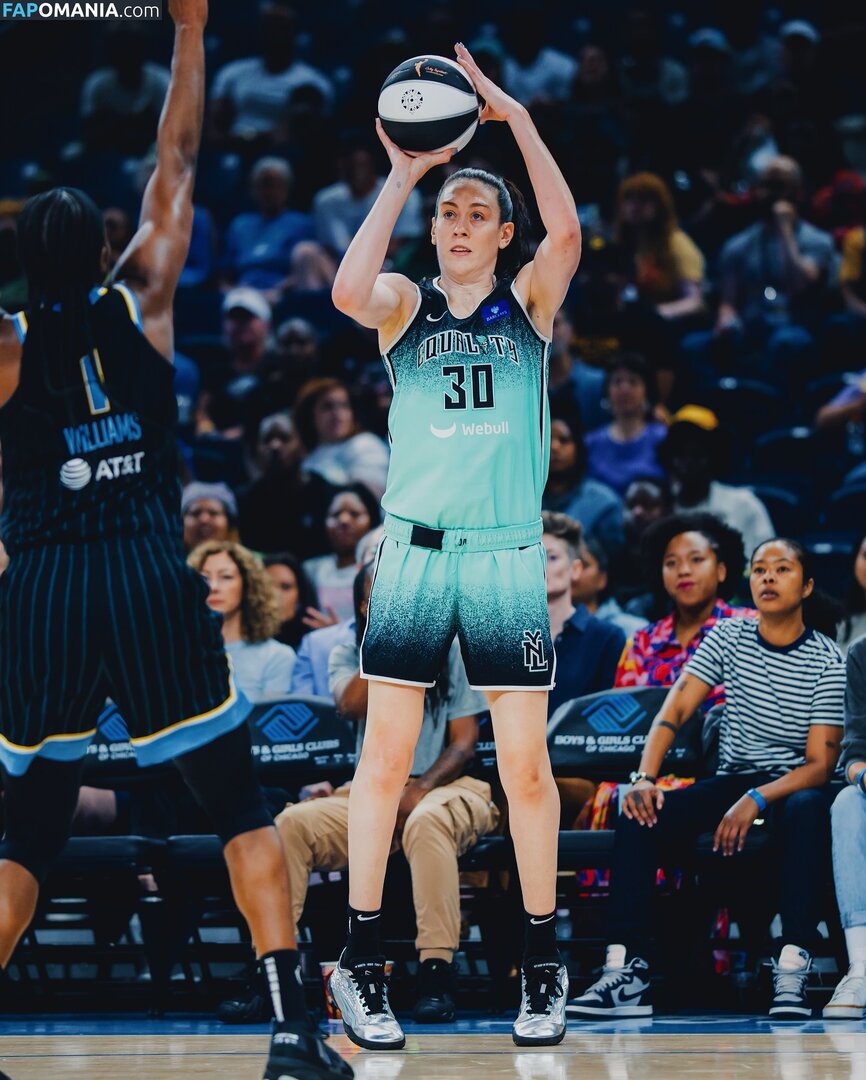 Breanna Stewart / WNBA Player / breannastewart30 Nu OnlyFans  Photo fuitée #5