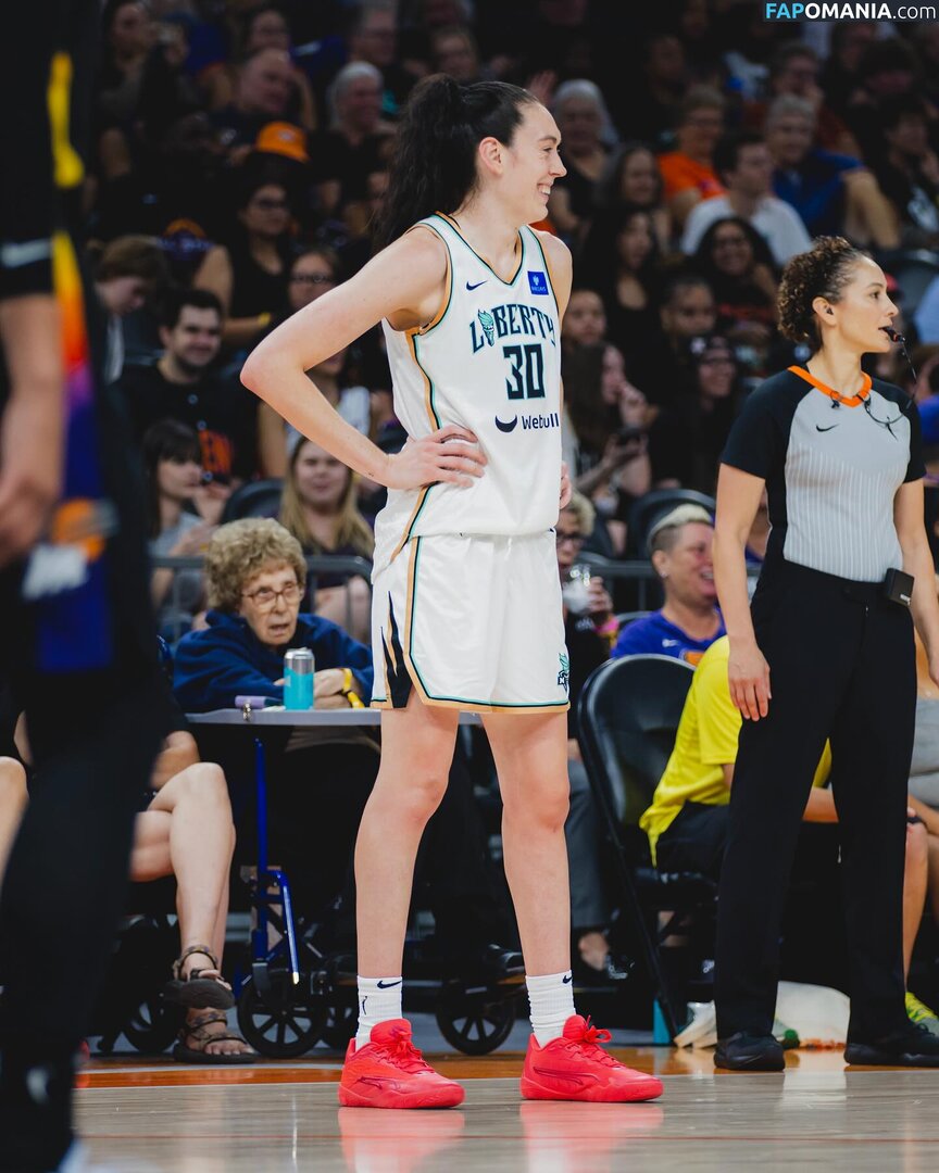 Breanna Stewart / WNBA Player / breannastewart30 Nu OnlyFans  Photo fuitée #16