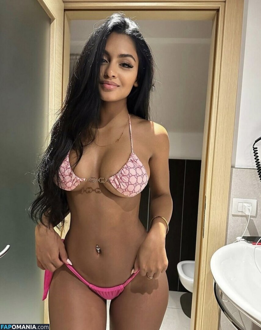 Brenda Martins / souabre Nu OnlyFans  Photo fuitée #19